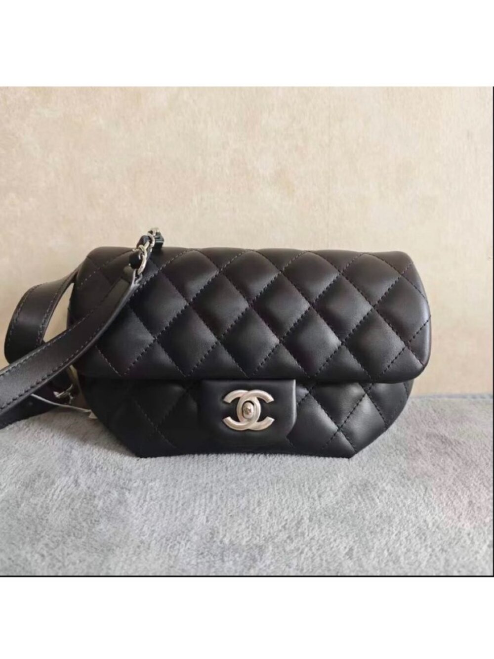 Chanel Quilted Lambskin Waist Bag Black CC